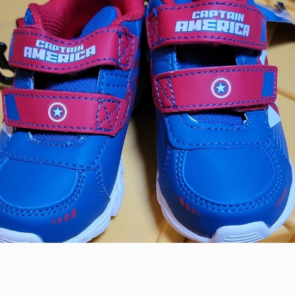 Marvel Captain America Blue and Red Kids Sneakers